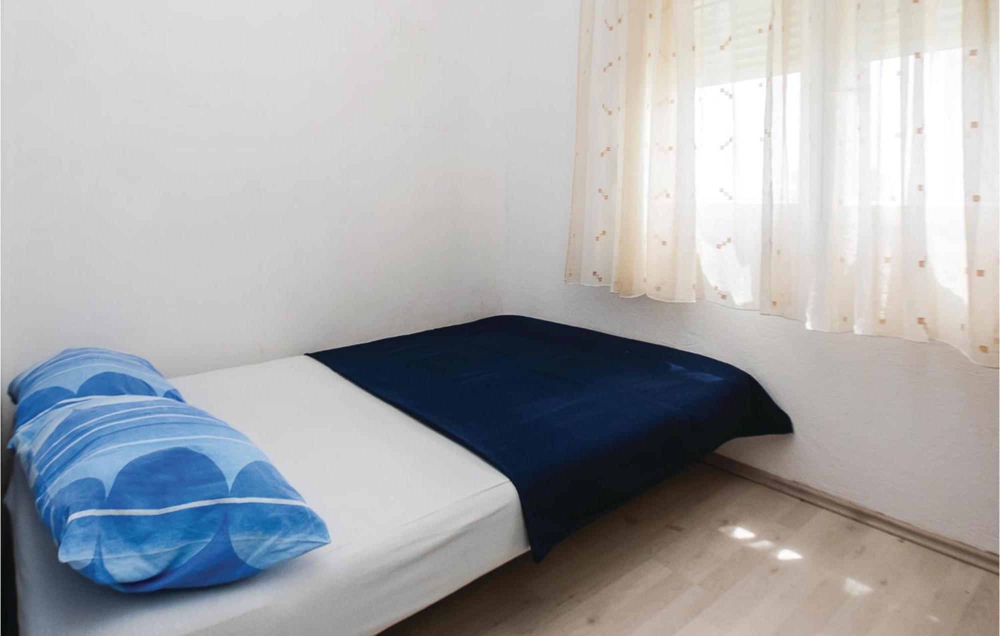 Cozy Apartment In Split With Kitchenette Zewnętrze zdjęcie